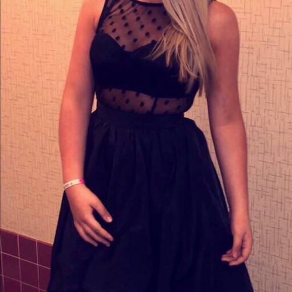 WORN TWICE - BEBE HIGH LOW - Picture 5 of 5